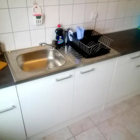 Use Apartment