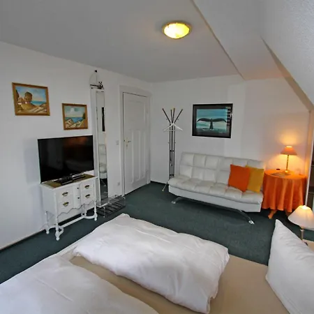 Use Apartment